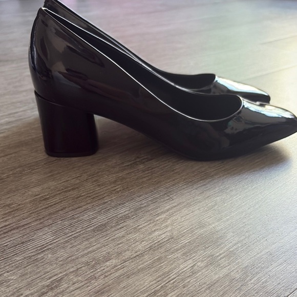 Calvin Klein Black HIGH GLOSS Heels with square toe, 2.5" block heel NWT - Picture 3 of 8
